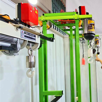 商場(chǎng)廣告懸掛電動(dòng)吊鉤的吊裝高