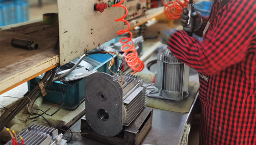 商場(chǎng)電動(dòng)吊鉤